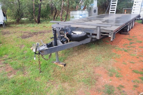 Car trailer