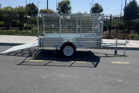 8x5 Single axle trailer with ramp - Crestmead