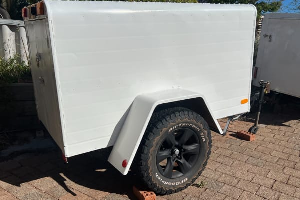 Enclosed trailer hire Landsdale — 7x4 Enclosed Luggage Trailer - Landsdale