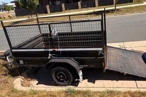 Cage trailer hire Taylor — 8x5 Trailer with the Ramp
