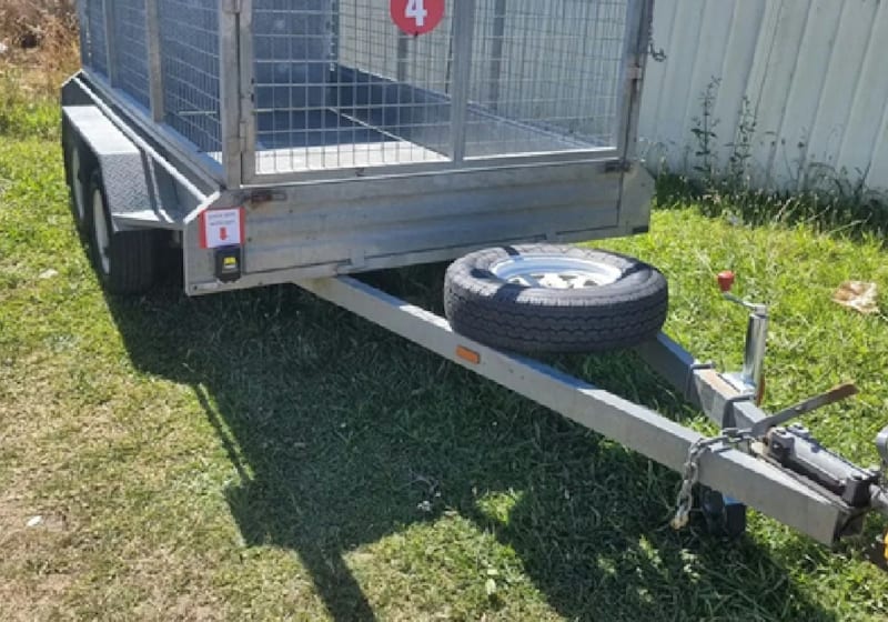 10x5 Cage Trailer with Drop-Down Ramp (2T) — photo 1