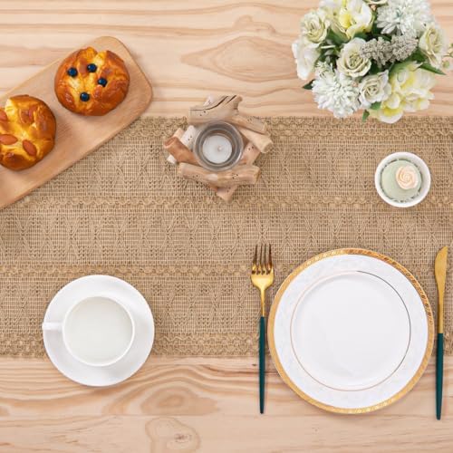 Vue 4 de Dremisland Chemin De Table