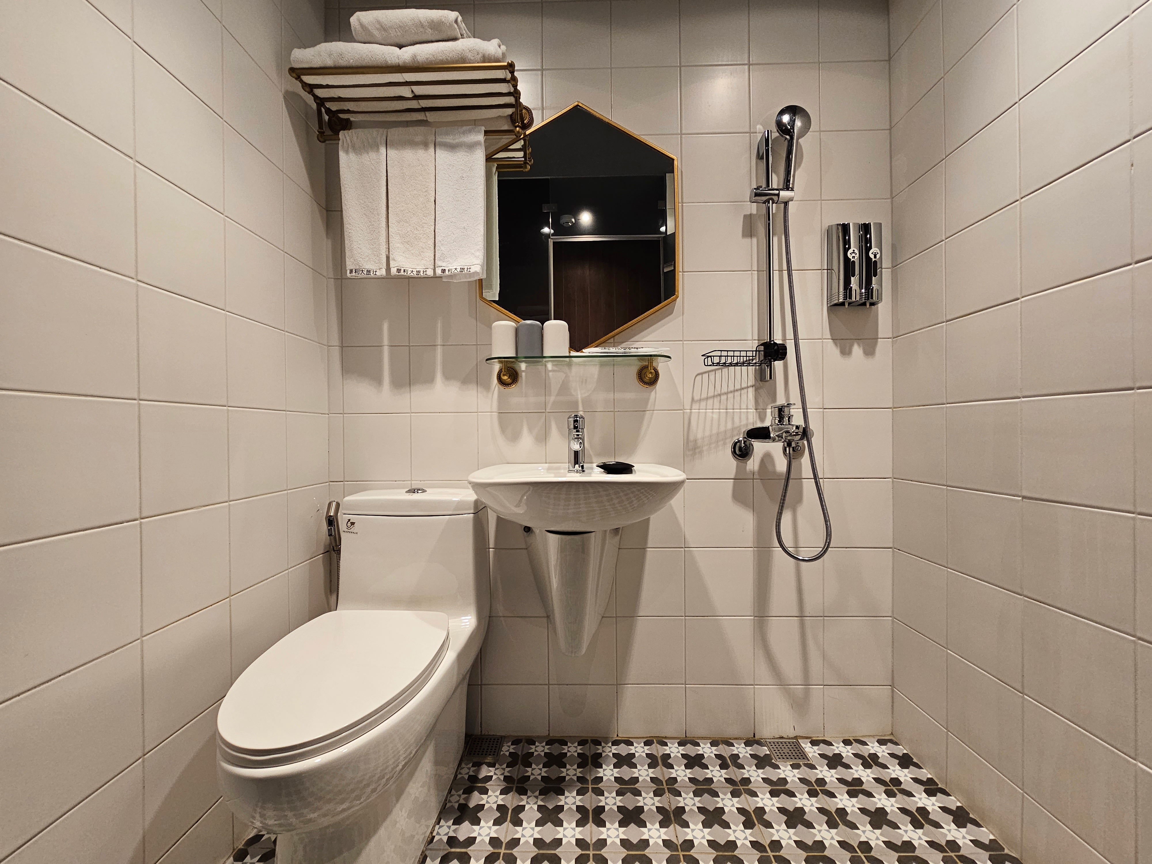 高級三人房 (Superior Triple Room)