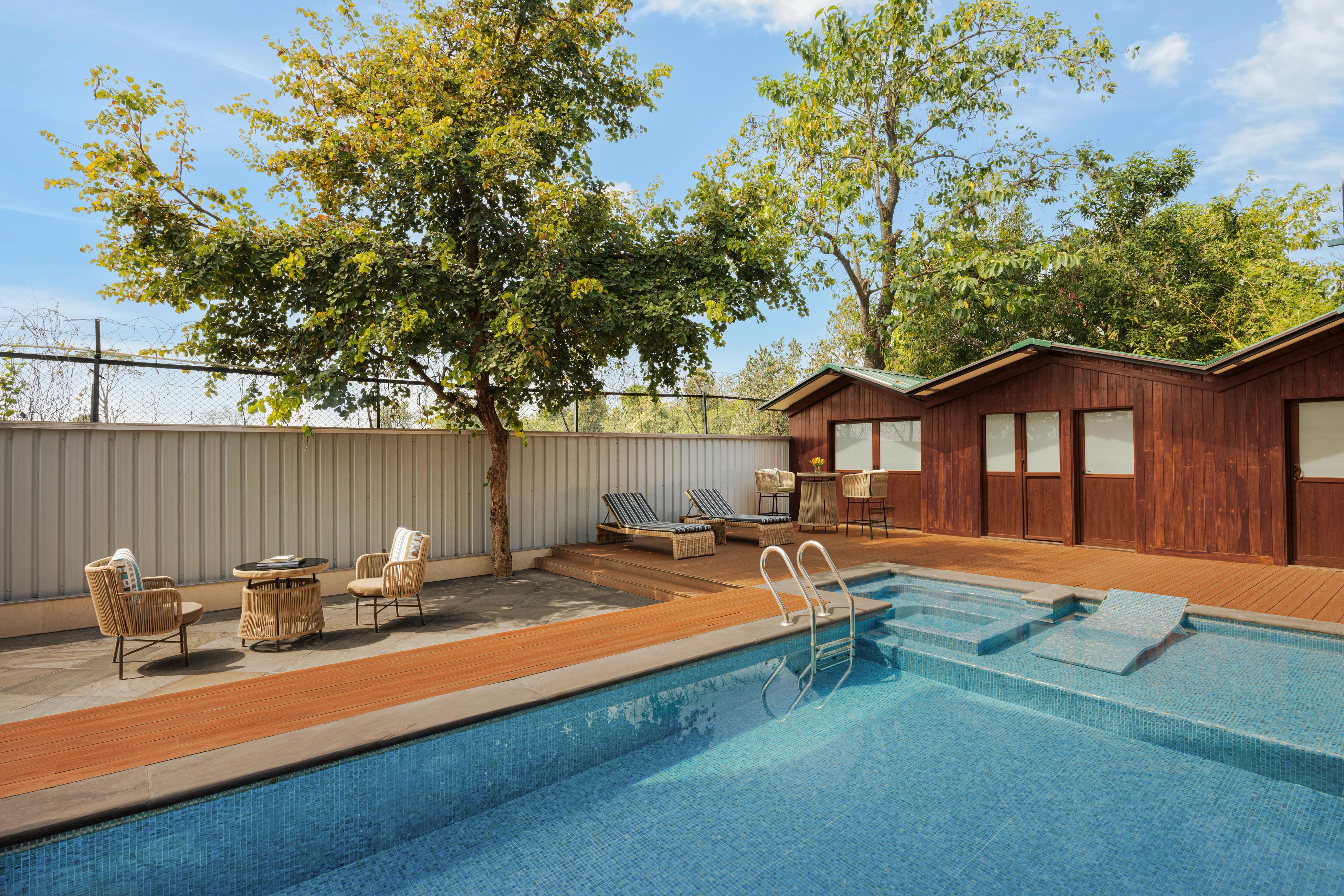 Aahana Private Villa Pool