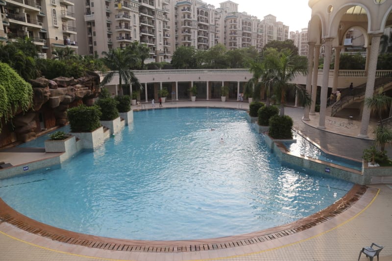 ATS Village pool — original filtration system, 20 years of clarity