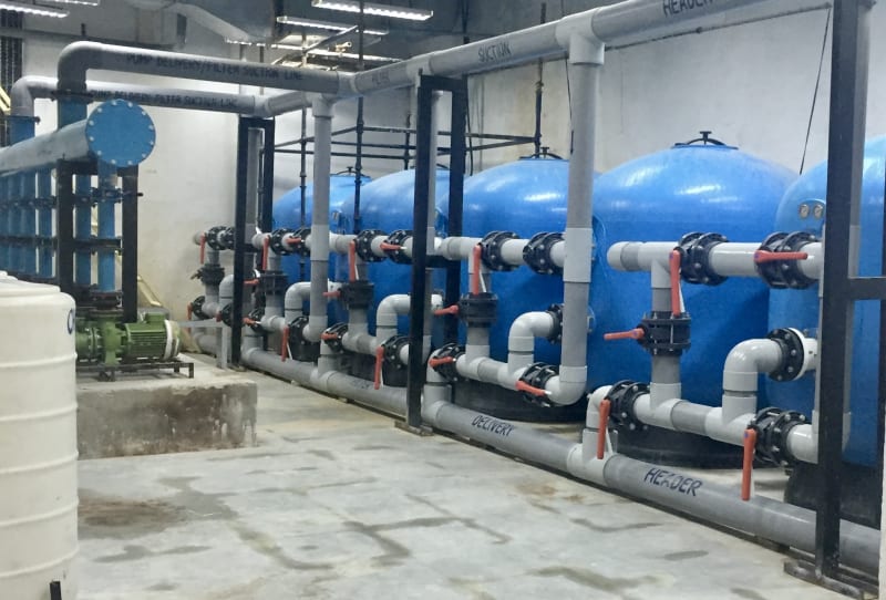 Stadium-scale filtration battery