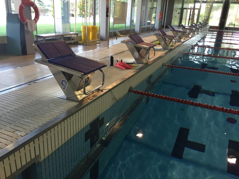 Starting blocks and bulkhead deck