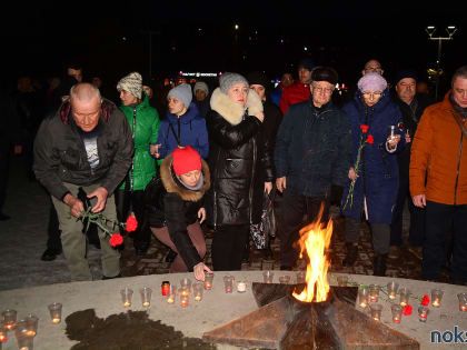 В Новотроицке состоялся траурный митинг, посвященный памяти жертв теракта в Подмосковье