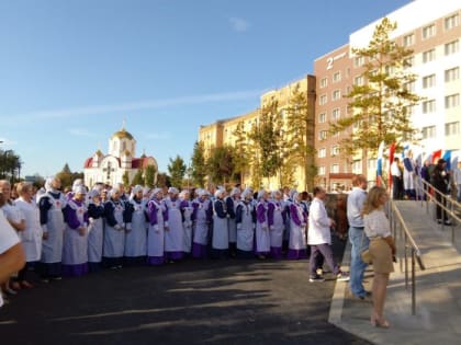 В Оренбурге открыт новый памятник медикам