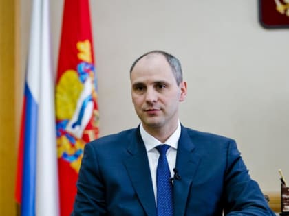 Денис Паслер поздравил оренбуржцев с Днем российского студенчества