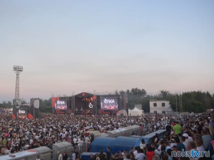 В Новотроицке ярко отметили День Металлурга (Найди себя на фото)