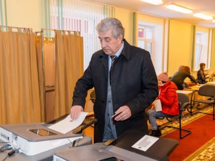 Сергей Грачев проголосовал на выборах Президента РФ