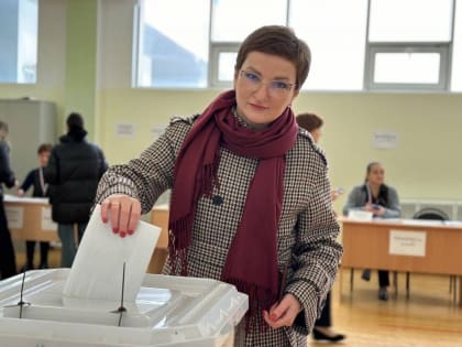 Оренбуржцы принимают участие в голосовании