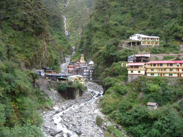 Yamunotri Temple, Yamunotri
