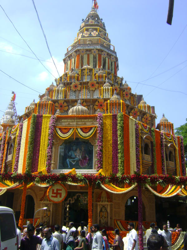Dagdusheth Halwai Ganpati, Pune