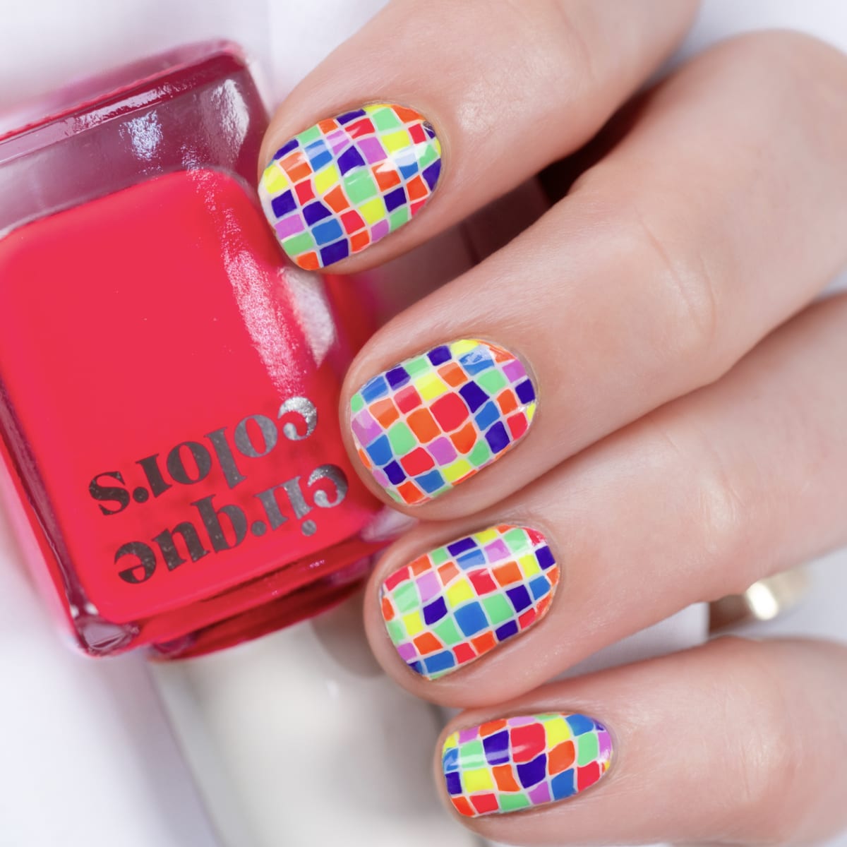 Stamping neon nail art