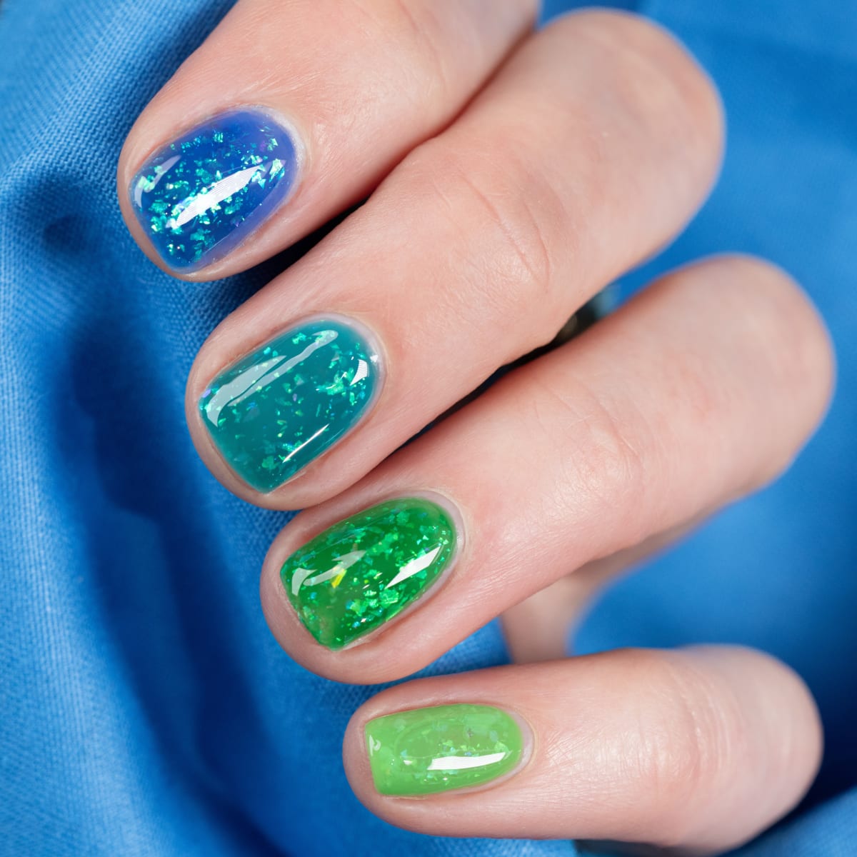 Gradient skittle jelly topper nail art