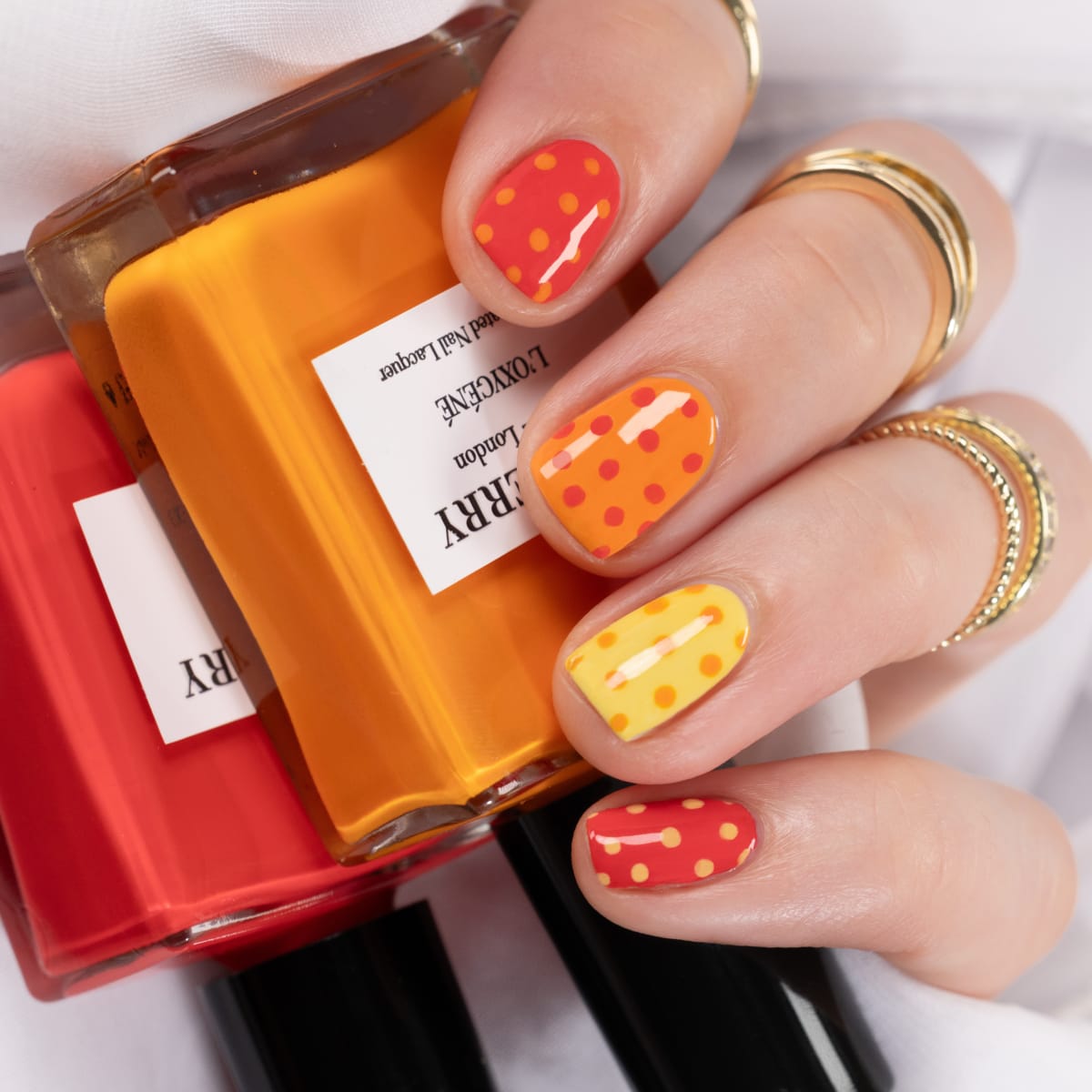 Skittle dotticure nail art