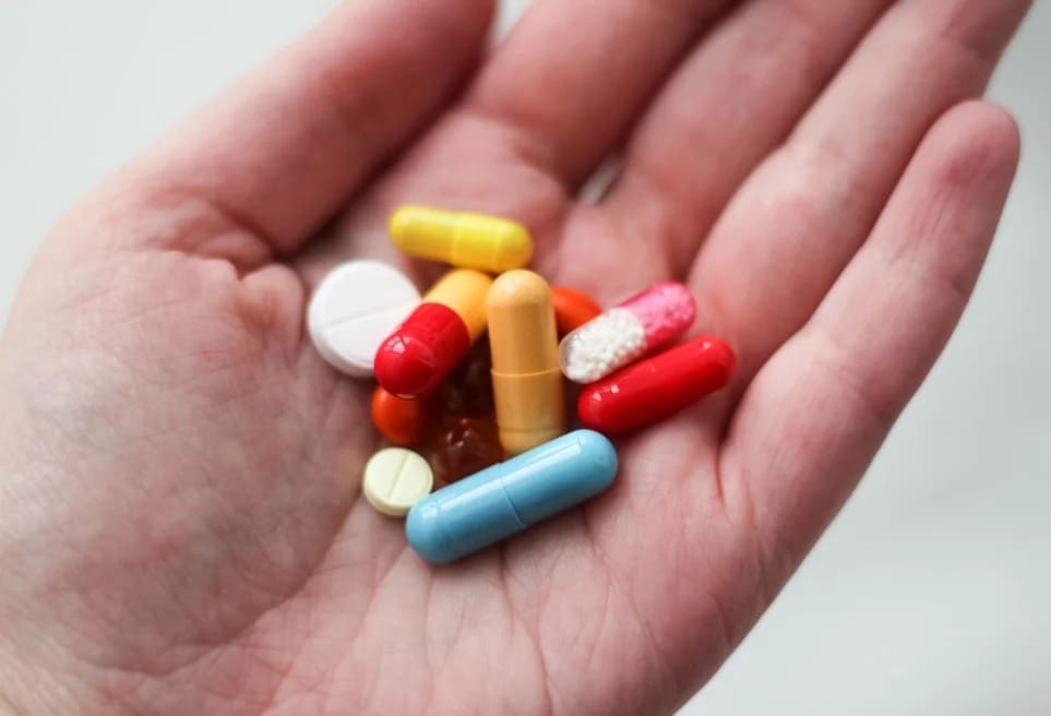 Atarax (Hidroksizin) Yan Etkileri Nelerdir? Ne İşe Yarar?