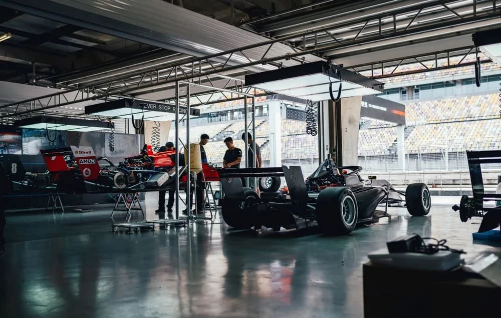 Formula 1 ERS (Energy Recovery System) Nedir? - Otomobillerin Performansını Artıran İnovatif Teknoloji