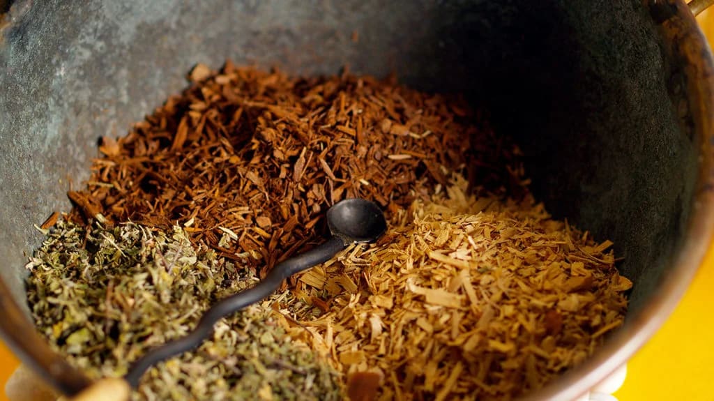 Yohimbine Nedir? Faydaları, Yan Etkileri ve Kullanım Alanları