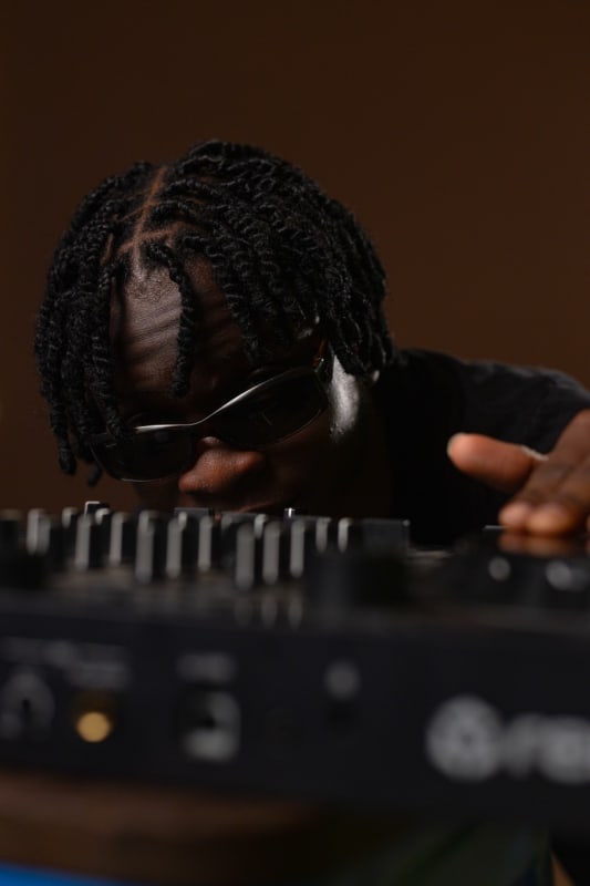 Professional DJ services - Thumbnail 3