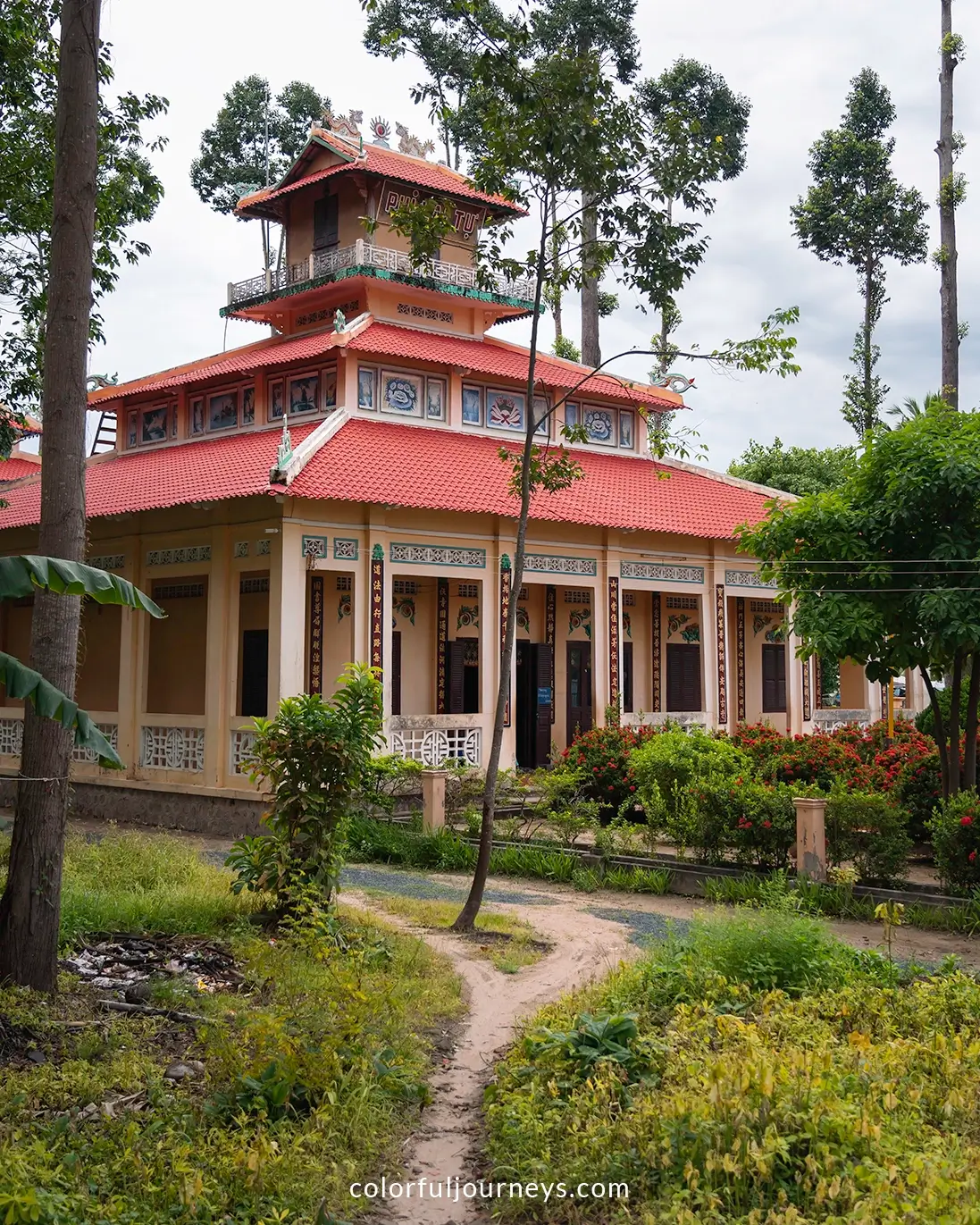 A temple in Ba Chuc, Vietnam