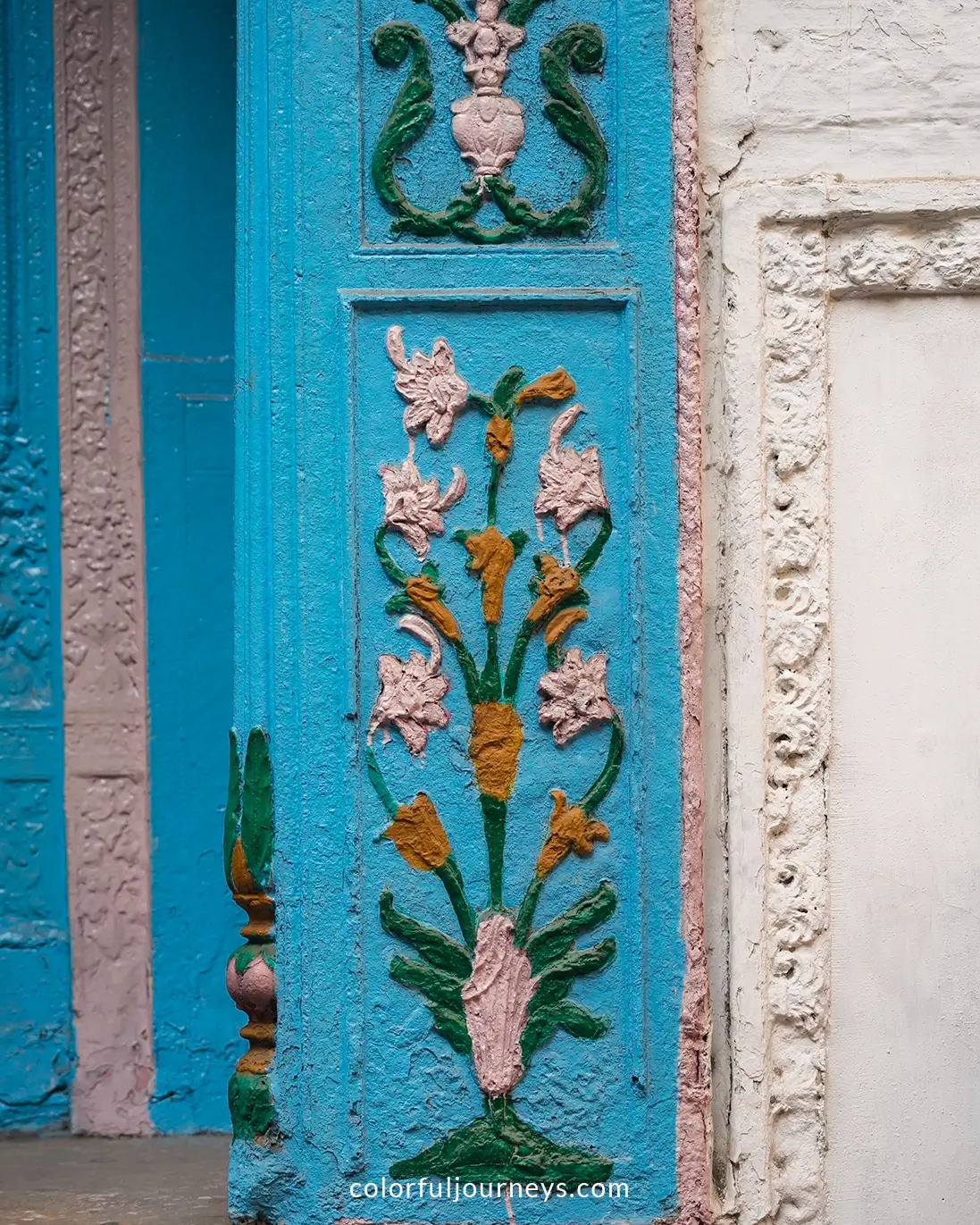 Details on houses in Delhi, India