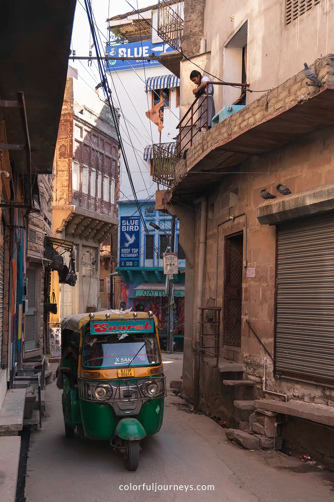 Busy streets in Jodhpur, India