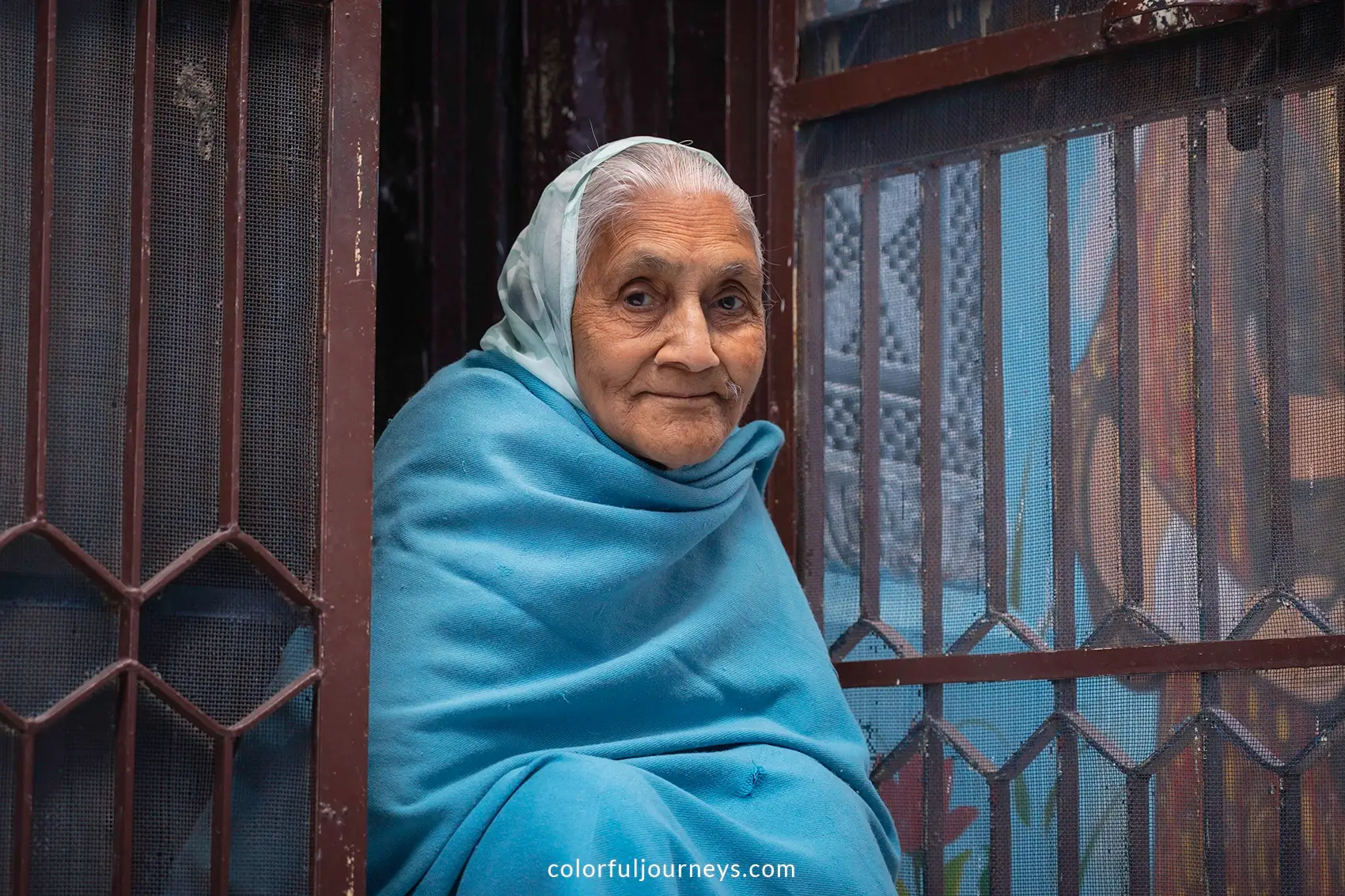 A woman wearing a blue sari in Jodhpur, India