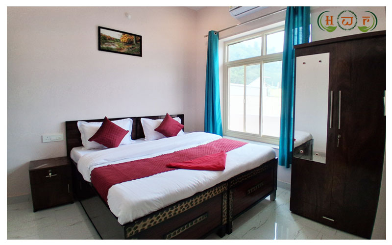Deluxe Rooms With AC & Balconies 