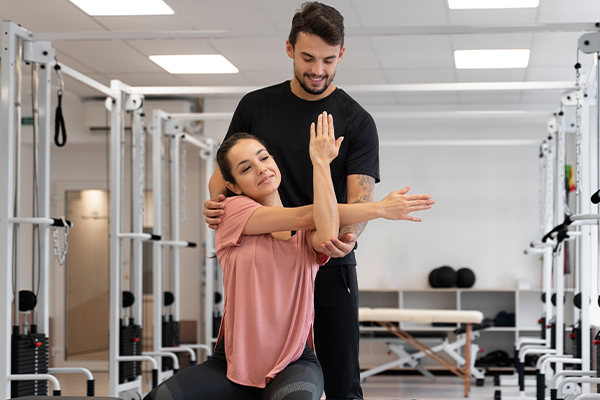 Neck Pain Physiotherapy in Bearsden, Greater Glasgow: When to Book an Assessment