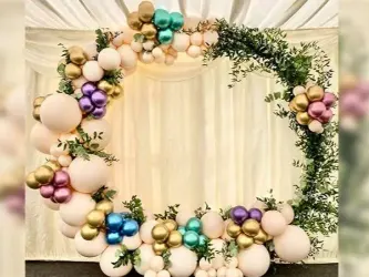 Beautiful Carnations Themed Ring Décor