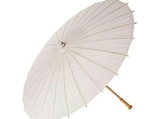 White Paper Parasol with Natural Wood Handle