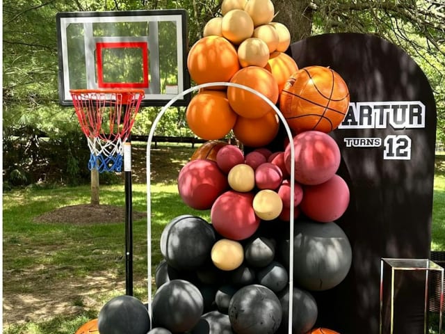 Basketball Themed Birthday Party Setup