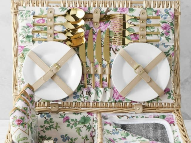 William Sonoma Picnic Basket