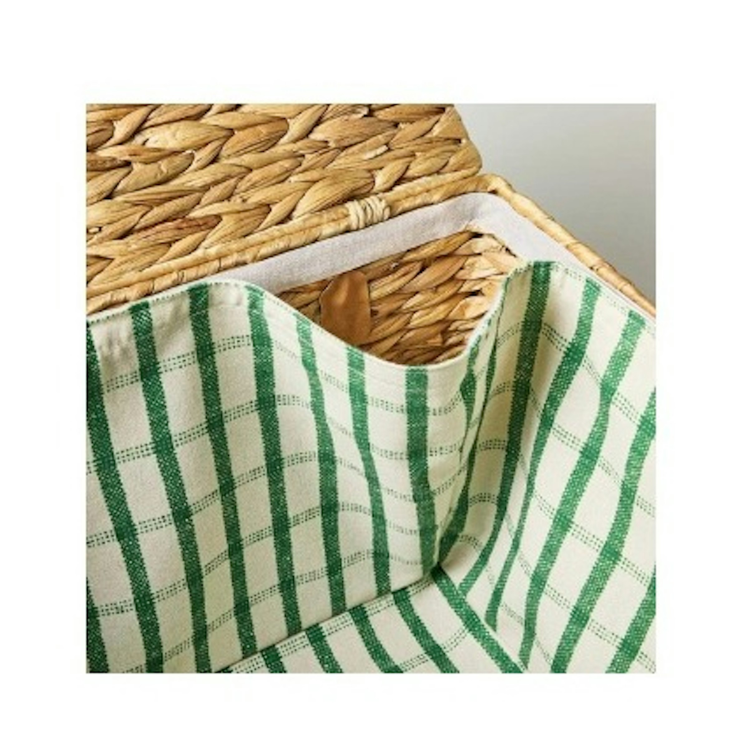 Woven Picnic Basket with Green Checkered Liner
