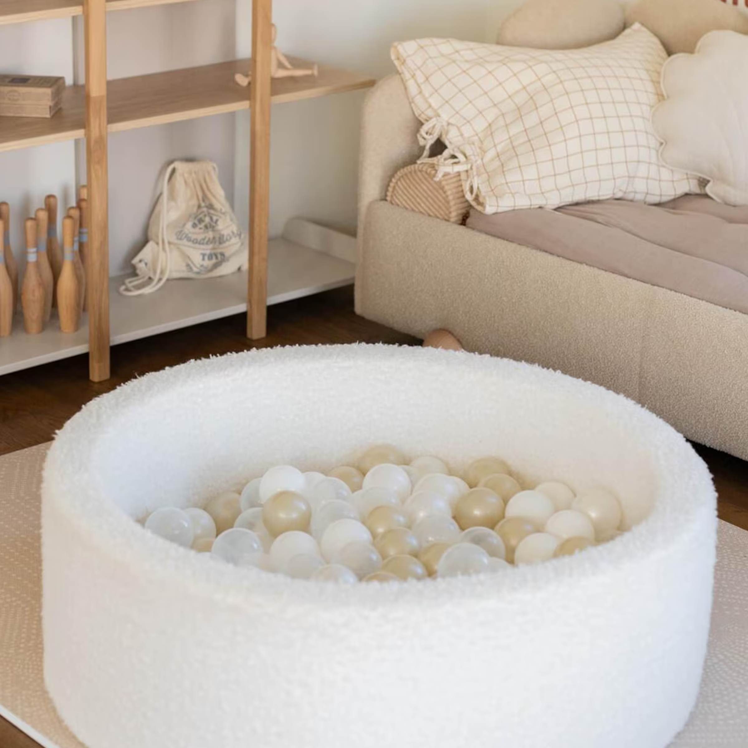 White Foam 34" Ball Pit w/ Balls