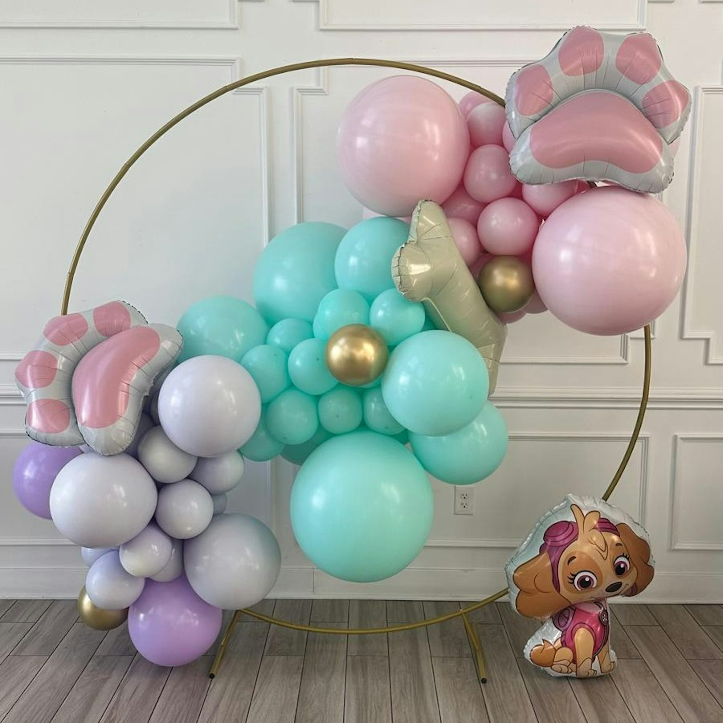 Pastel Animal Themed Birthday Setup (Compact)