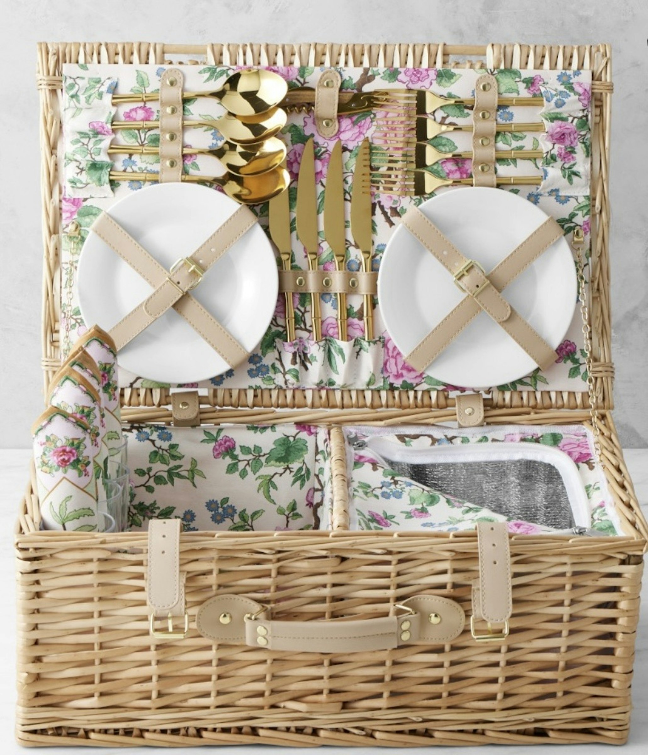 William Sonoma Picnic Basket