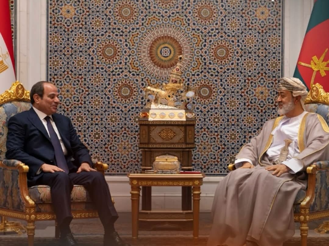 السلطان هيثم والرئيس السيسي يؤكدان دعم الحلول الدبلوماسية وتعزيز استقرار المنطقة