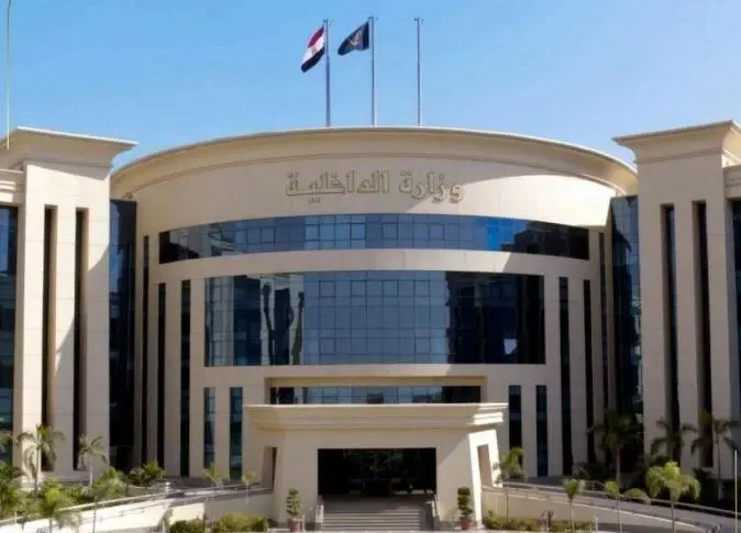 من خلافات جيرة إلى مشاجرة بالعصي.. الأمن يضبط 5 أشخاص في البحيرة