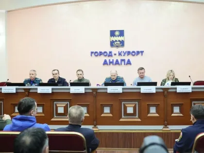 Вениамин Кондратьев принял участие в заседании Правительственной комиссии по ликвидации ЧС на побережье