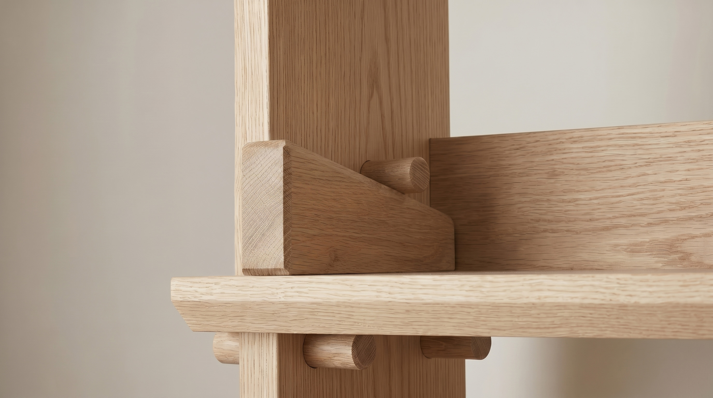 WEDGE SHELF