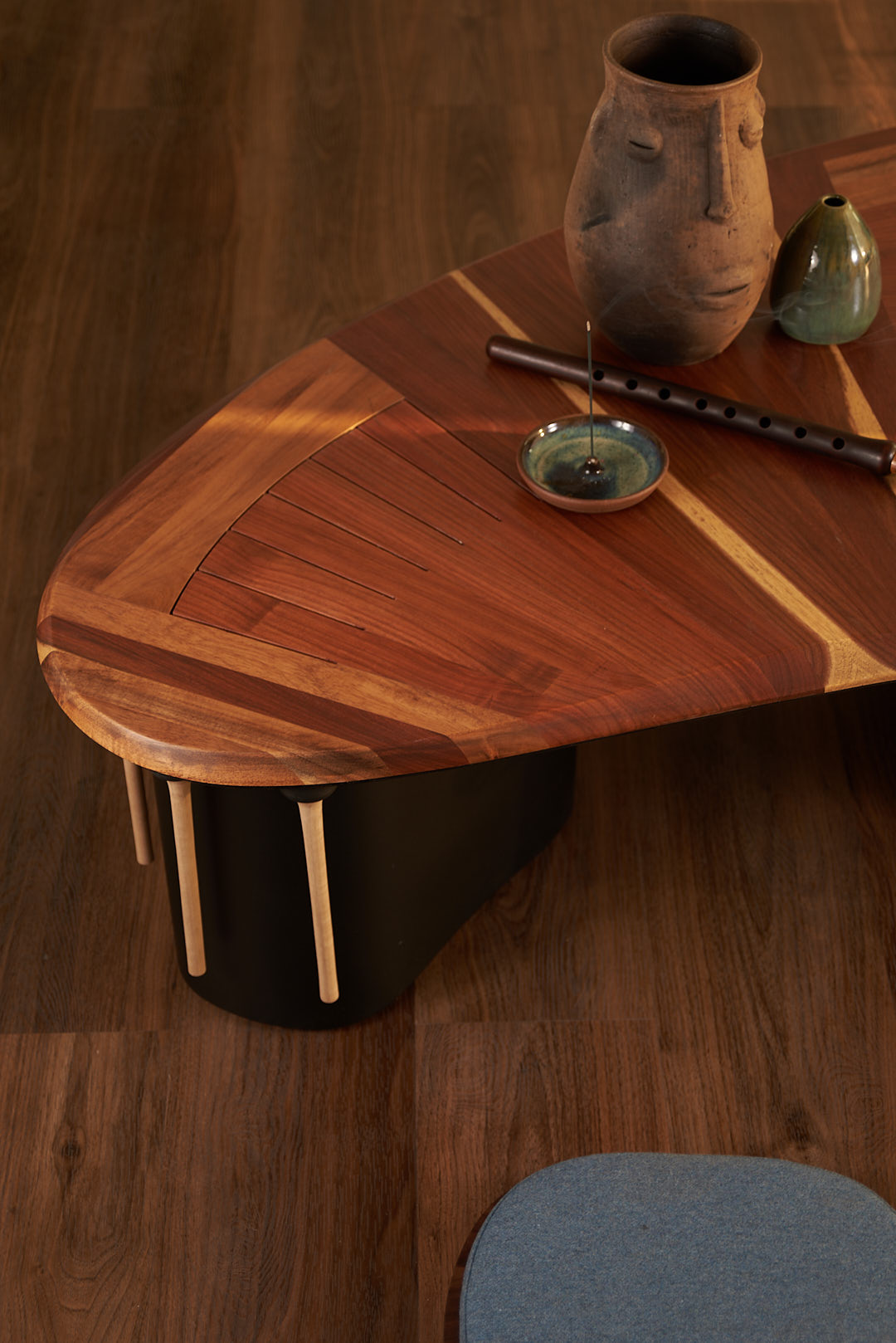 LANGO TABLE — plate 3