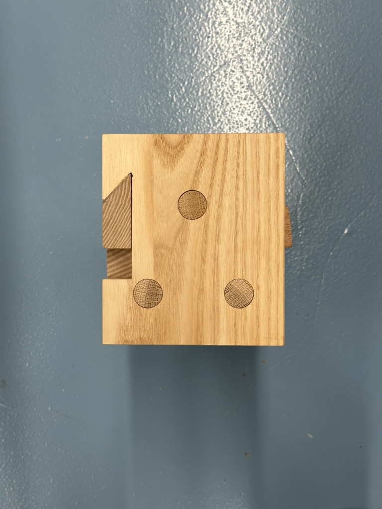 WEDGE SHELF — plate 6
