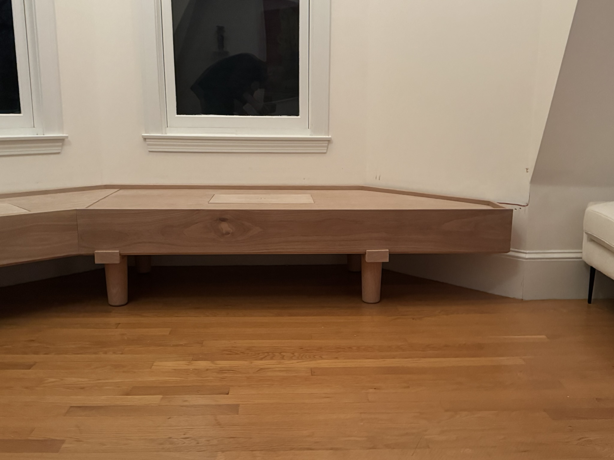 S&S SOFA — plate 4