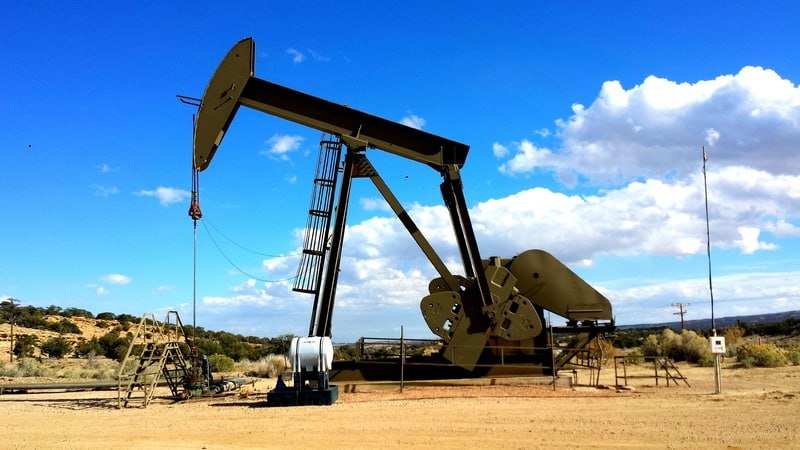 Эксперт Канищев считает призывы в ЕС снизить потолок цен на российскую нефть пиар-ходом