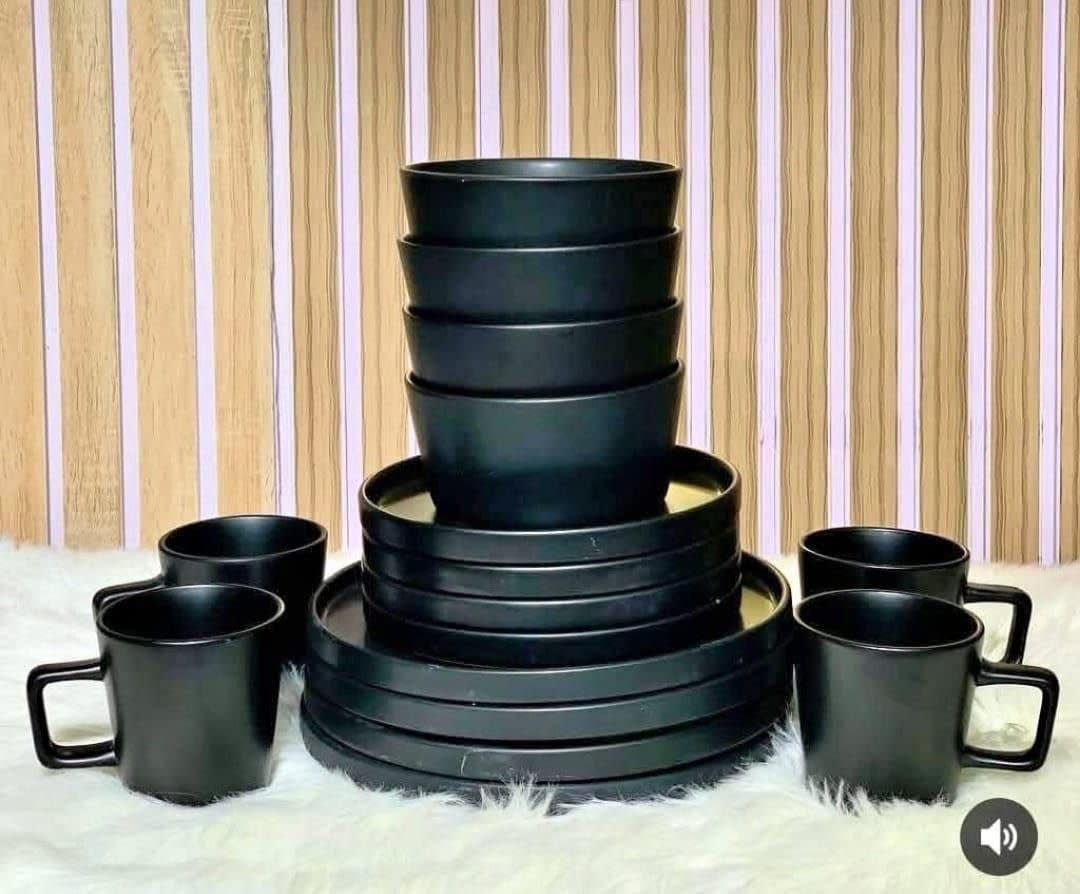 Stoneware dining set