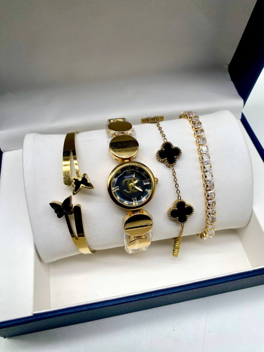 Chanel Female Timepiece set